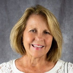 Meet your Posher, Suzanne